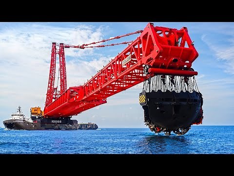 Inside The World’s Biggest Crane Ship Ever Built