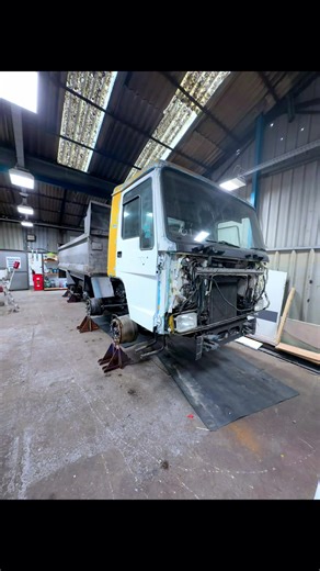 Rebuilding a Volvo FL10 Tipper in Memory of Dad