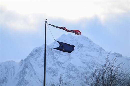 Live updates: High winds close schools, leave thousands without power