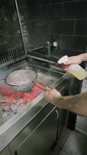 Ángulas: Delicias de la Cocina Española y Vasca