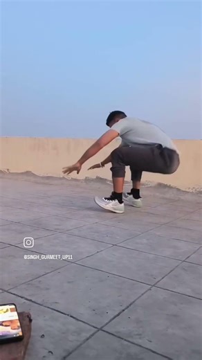 Flip with pushups 🔥 ✓ #fitnessjourney #workout