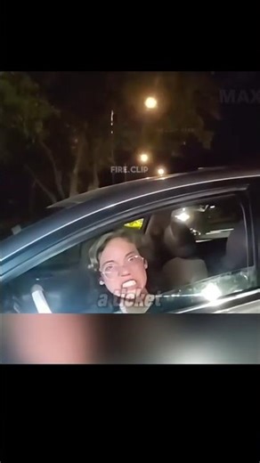 always use your turn signal #mobalegends5v5 #moba5v5english #moba5v5pippin #shorts #sora