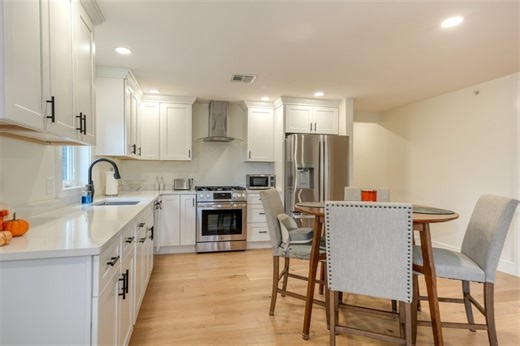 17 School #C, Hudson, MA 01749 - MLS 73501521 - Coldwell Banker
