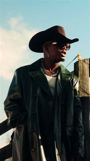 It’s always the #SimpleThings. | NE-YO