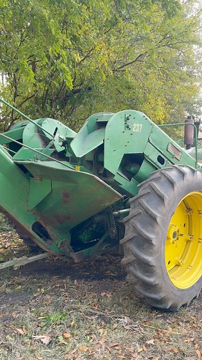 730 with mounted 237 picker closeup | Deandeere4020