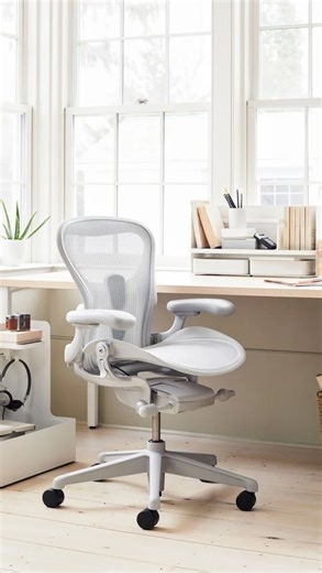 MR AND MRS DESIGNER on Instagram: "A closer look at the iconic Herman Miller Aeron Chairs… Available in Carbon, Graphite, Mineral and Classic Onyx."