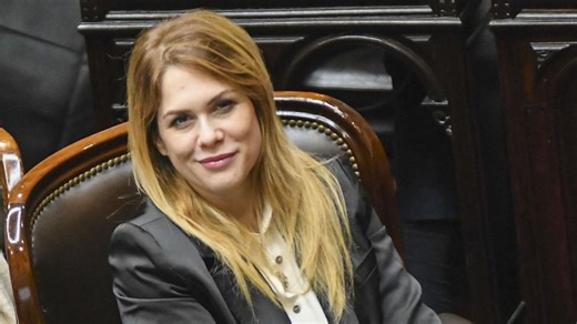 Familiares de víctimas de la última dictadura exigen que el Congreso expulse a Lilia Lemoine por burlarse de los vuelos de la muerte