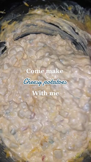 Delicious Crockpot Cheesy Potatoes Recipe for Easter Side Dish