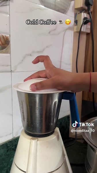 DIY Iced Coffee Recipes for Summer Refreshment