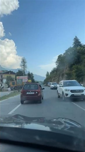 500 KMPH ki speed se driving on Manali Road.