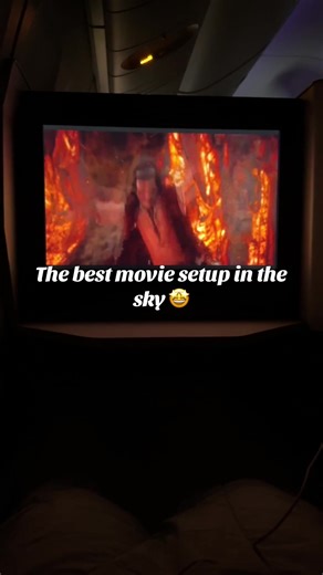 @JAPAN AIRLINES【公式】Sky Suite was such a joy to experience. The privacy of the window seat suite made me feel like i had my own movie pod with unlimited food and drinks. Will definitely be back! #travel #traveltiktok #japan #japanairlines #businessclass