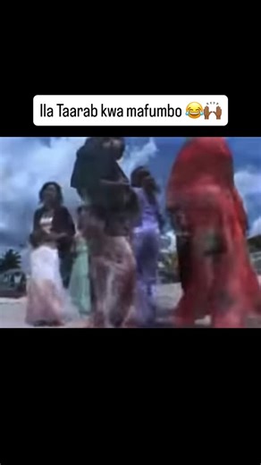 Old school bongo flava on Instagram: "Ila taarab kwa mafumbo 😂🙌🏾 #zilipendwataarab #zilipendwabongo #zamani #pembelangombe #taarab"