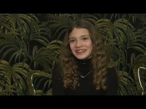 DELICIOUS Naila Schuberth Interview 2025 - LIEBES KIND - DEAR CHILD - NETFLIX - BLACKOUT - BIRD BOX