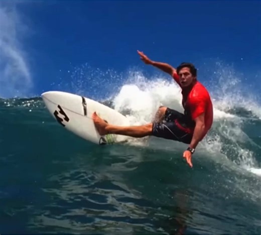 Experience the Thrill of Surfing Like Andy Irons