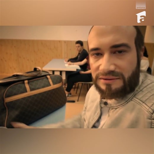 Andrei Versace a fost dat afară din clasă de un profesor | Baieti de oras | Baieti de oras