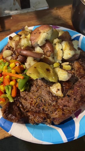 Bop Around (@bop.around)’s videos with Happy Thanksgiving 2025 - Jazz - Slick Stomp