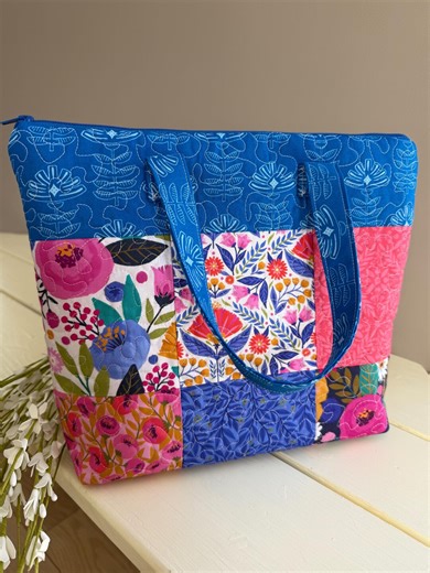 Patchwork Insulated Lunch Bag - Quilted Floral Meal Prep Bag - Blue & Pink Thermal Lunch Tote - Handmade Reusable Snack Bag - Gift for Her - Etsy
