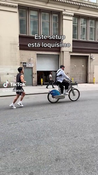 La mejor forma de mantenerse ocupado 😅 #Xbox #CloudGaming #Running #Entrenamiento