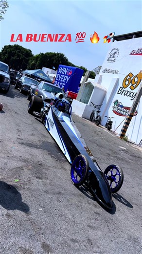 Bueno’s Racing @Apis @Erick Bueno @TepaRacePark #tepatitlan 💯