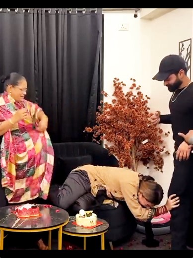 Hot Kissing Prank Invasion Videos