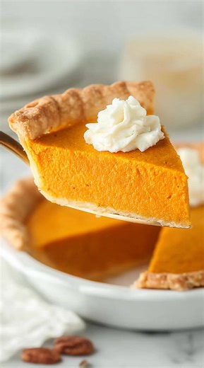 🎯🍠✨ Southern Big Mama’s Sweet Potato Pie — Family Favorite, Made From Scratch! Ingredients 4 medium sweet potatoes (about 44 oz total) 2 tbsp vegetable oil or neutral oil 1 cup salted butter, room temp Full Recipe in Coʍmеոτ 👇 #SweetPotatoPie #SouthernFamilyFavorites #HolidayBaking #HeirloomRecipes | Toothsome Recipes