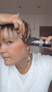 57K views · 1.9K reactions | If you are scared to trim the undercut yourself you could start with the hairline at the temple :-) if it’s cut in shape, it can help to keep the look „fresh“ in between your haircuts ‍♀️ #salirasa #kurzhaarfrisur #pixiecut #undercut #haircut #shave #trim #clippers | Salirasa | Facebook