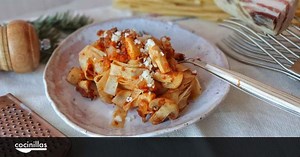 Receta de pasta con champiñones y panceta tipo boscaiola
