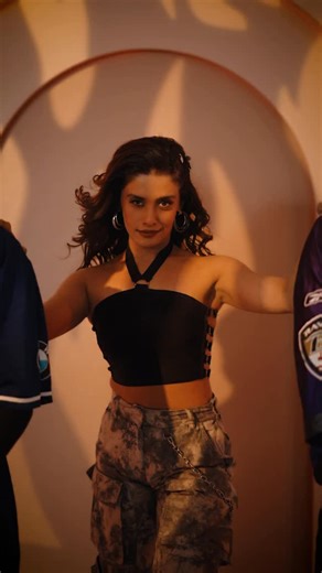 Sonal Devraj on Instagram: "Still not over how much fun we had dancing to this banger from @gururandhawa ! 💥🪩 Bonus points if you spot our favourite hookstep - shoutout to @yasshkadamm for killing it with all the fab choreos @janhvikapoor & @varundvn Squad on fire: @amitrawat_mr_a_ @vishall_upadhyay09 @prajwal_gurung_1510 @iam_kamlesh__kumar HMU wizards: @makeoversbydrashtidani @simarrbhasin Shot like a dream by: @gaurav_visuals Production magic: @pandeyritika0611 #Perfect #Squad