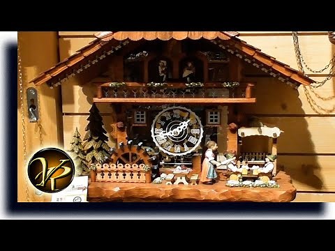 Cuckoo Clocks Black Forest (Triberg) Germany - house of 1000 clocks triberg Germany