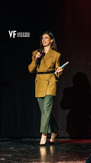 Vanity Fair Italia on Instagram: "«I cani ci insegnano che l’amore è fatto anche di uno sguardo o di un silenzio», Elisabetta Canalis sul palco del Vanity Fair Stories. Tutto il video al link in bio 🔗 #VanityFairStories #ComeTogether"