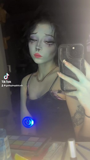 Face Paint Tips Inspired by Corpse Bride