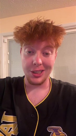 BIGRED🥀🥩 (@ttvalexdougherty)’s video of big red basketball