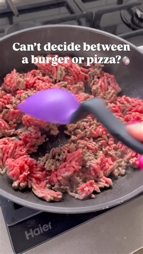 When two icons collide 🍕🍔 This Big Mac Pizza is the best kind of comfort food mash-up - juicy beef, melty cheese, pickles, lettuce, onions, and that signature sauce. Get the recipe here 👩🏼‍🍳 https://vjcooks.com/big-mac-pizza/ | VJ cooks