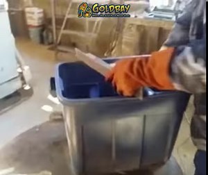 11K views · 170 reactions | This process is called Thermal Shock, the sudden change in temperature creates a crack on quartz. This is one good way of removing minerals attached to gold. #thermalshock #gold #cleaninggold #goldcleanup #fyi #fyp #fypシ゚ | Goldbay Private Reserve | Facebook