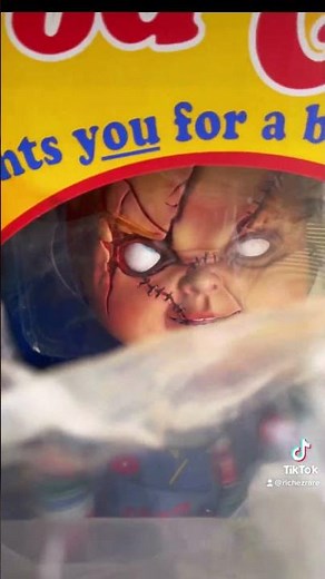 UNBOXING NECA LIFESIZE CHUCKY DOLL 🔪