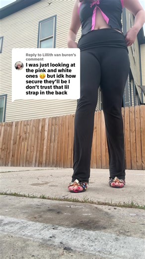 Replying to @Lillith van buren they’re sturdy asf 😭😭😭 #giannibini #heels #fyp