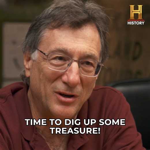 20K views · 16K reactions | How many folks would you have on your expert team? Watch HISTORY's Digs & Dives Tuesdays at 9/8c on the HISTORY Channel #TheCurseofOakIsland #IntoCursedWaters | The Curse of Oak Island | Facebook