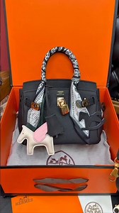 Hermes Birkin 20 Sellier Black Gold Bag #hermes #birkinbag #trend #class #fashion #luxury