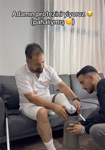 Adana Çocuğu ve Protez Macerası