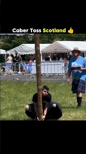 💪 Caber Toss: Scotland's Craziest Sport! #cabertoss
