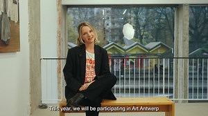 Art Antwerp / Explore De Boer Gallery Antwerp newest space in Antwerp as we sit down for an insightful interview with gallery manager Charlotte Muylaert. Originally founded by David de Boer in Los Angeles in 2020, the gallery unveiled its new space in Antwerp in September this year, with the captivating exhibition 'Father Figure' by Noelia Towers ✨ This video offers an exclusive look at the gallery, exploring its new space in Antwerp and delving into the reasons behind choosing this city for its
