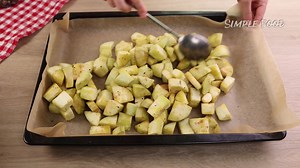 163K views · 2.5K reactions | A friend from Turkey taught me how to cook eggplant, tastier than meat! | Simple Food - videos and recipes | Facebook