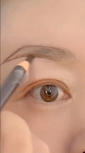 Easy eyebrows shape tutorial for beginners #ytshorts