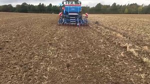 #LEMKEN 3m Powerharrow Combination at work today in Yorkshire with Craig Brown To see #LEMKEN Machinery at work join us on September 18th & 20th https://m-eastern.claas-dealer.co.uk/news/join-us | CLAAS Eastern