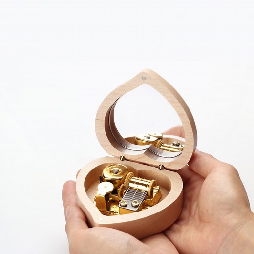 Premium 18Note Cowboy Bebop Wooden Music Box ( Tune: Memory / The Real