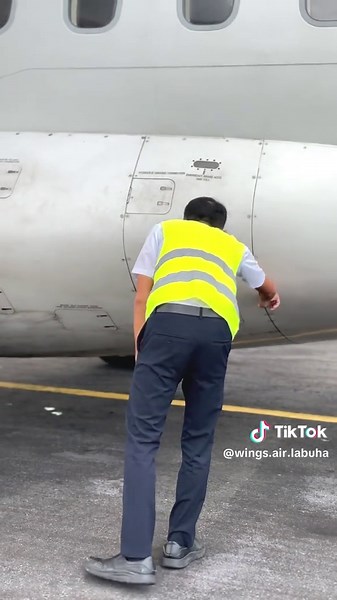 #fyppppppppppppppppppppppp #fypシ゚viral #wingsair #labuha #oesmansadikairport ..