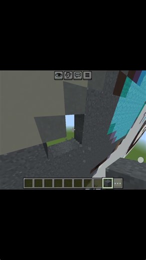 "Crafting Mega Charizard X: Epic Pixel Art in Minecraft! 🔥🎮"