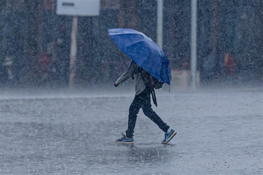 Milwaukee Weather: Patchy Fog And Storms Today