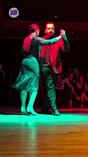 Rino Fraina & Graziella Pulvirenti tango performance to "Poema" by Francisco Canaro NYC (1/15)