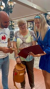 Pendant les vacances, partez à la découverte du secret de la collection Schlumpf ✨ Élucidez les énigmes en famille ou entre amis et découvrez le Musée de l'Automobile autrement 🔎 ✅ Plus d'infos sur musee-automobile.fr #museedelauto #mulhouse #automobile #collectionschlumpf #escapegame #jeudenquete #jeudepiste | Musée national de l'automobile, Mulhouse